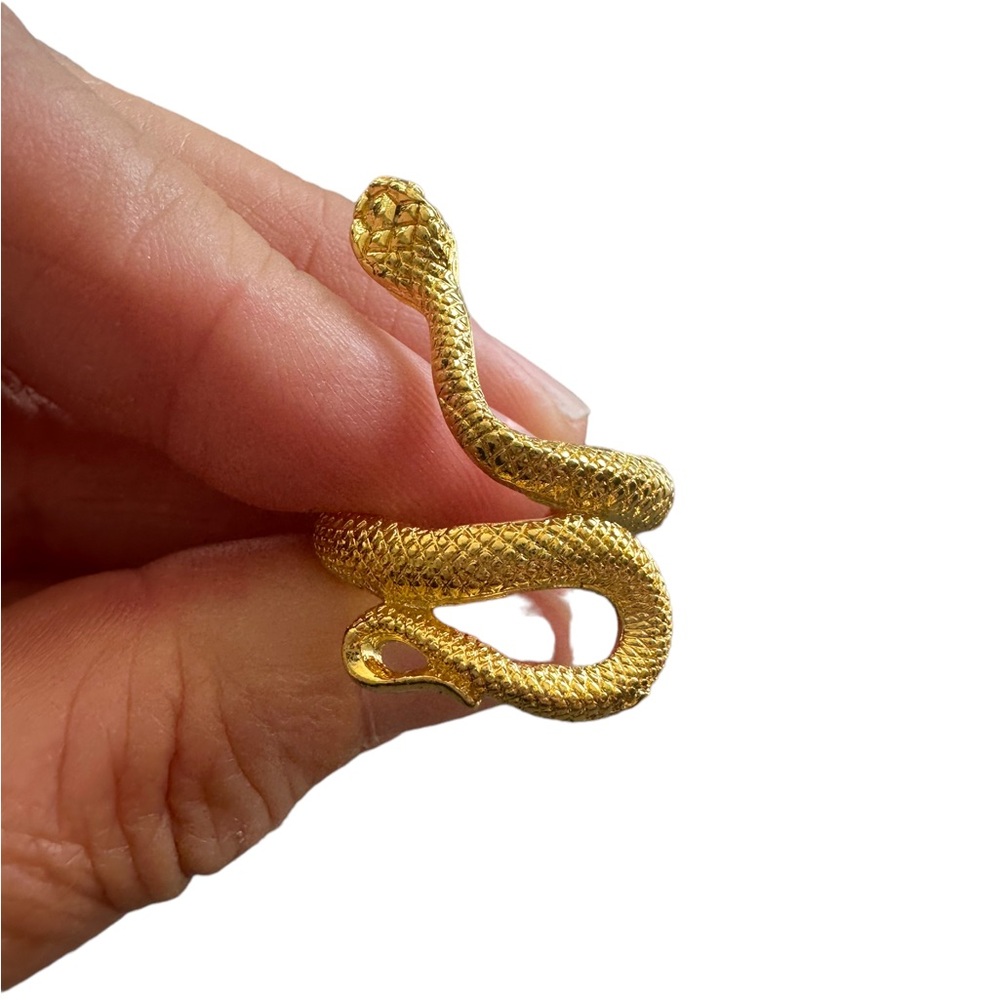Gold Ribbed Snake Adjustable Ring - Picture 3 of 7